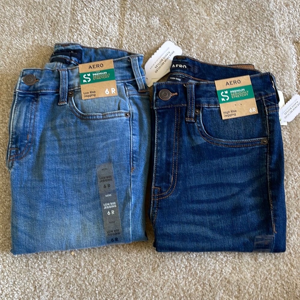 2 pairs of Aeropostale jeggings new with tags